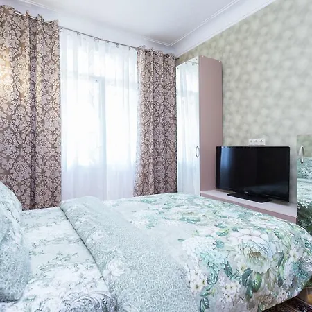 On Niezalieznasci 55 *
