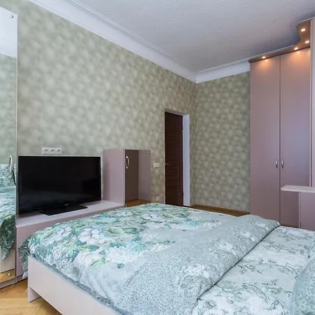 Apartament On Niezalieznasci 55