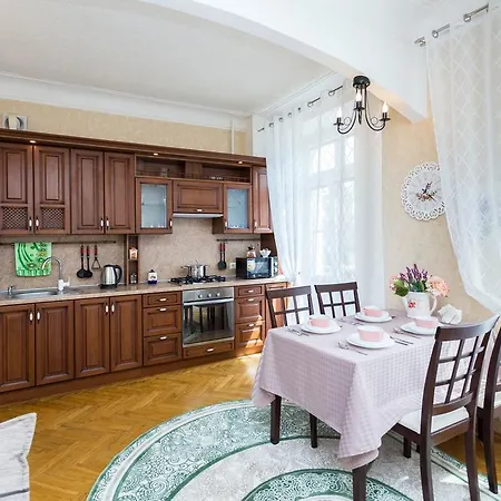 On Niezalieznasci 55 Apartament